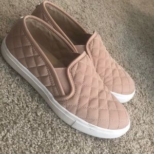 Steve Madden Blush Slip On